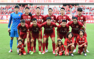 普通的足球俱乐部可以挣钱吗，普通的足球俱乐部可以挣钱吗知乎
