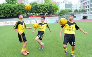 孩子3岁可以学足球吗，孩子3岁可以学足球吗视频